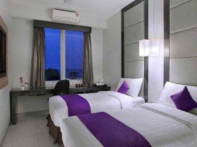 Quest Hotel Balikpapan By Aston Экстерьер фото